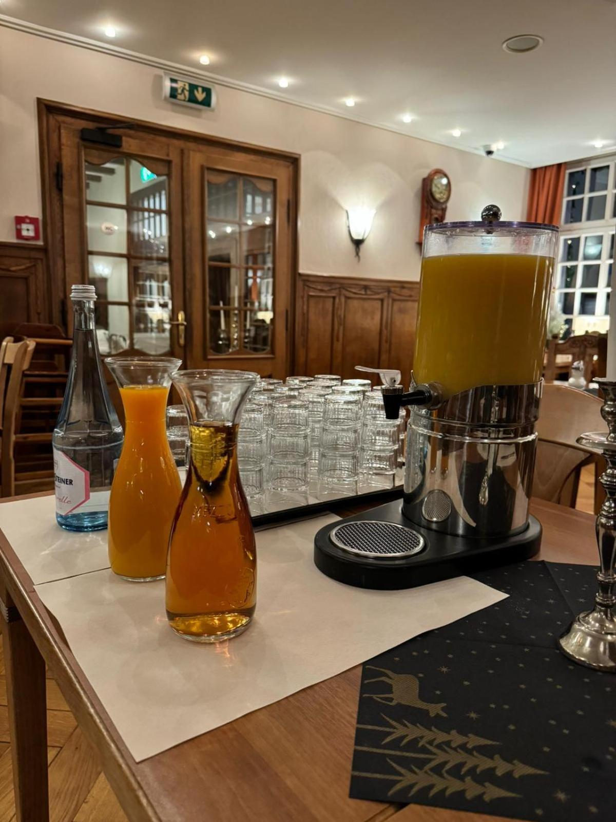 Horchem Hotel-Restaurant-Cafe-Bar Моншау Экстерьер фото